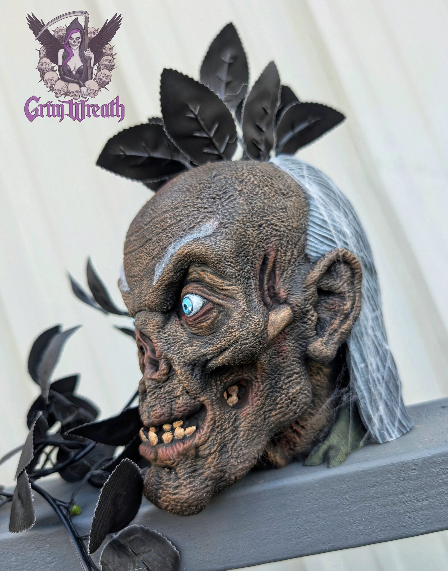 Crypt Keeper Planter/Makeup brush holder