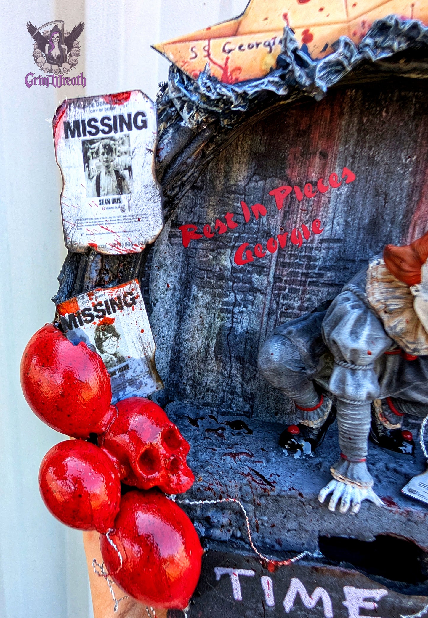 Time to Float Mini Wreath