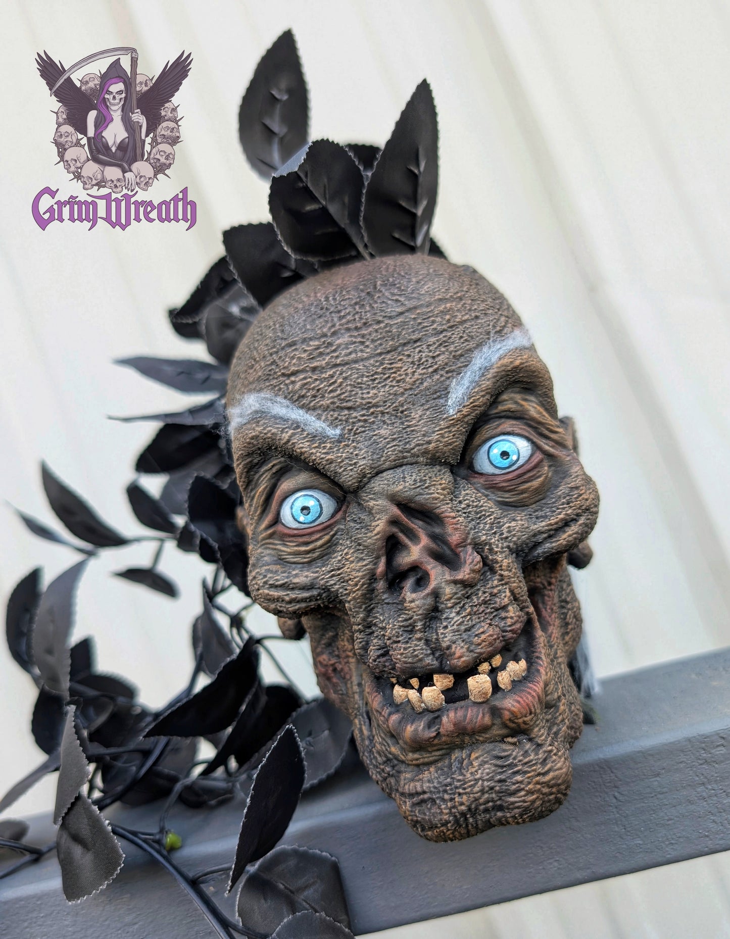 Crypt Keeper Planter/Makeup brush holder