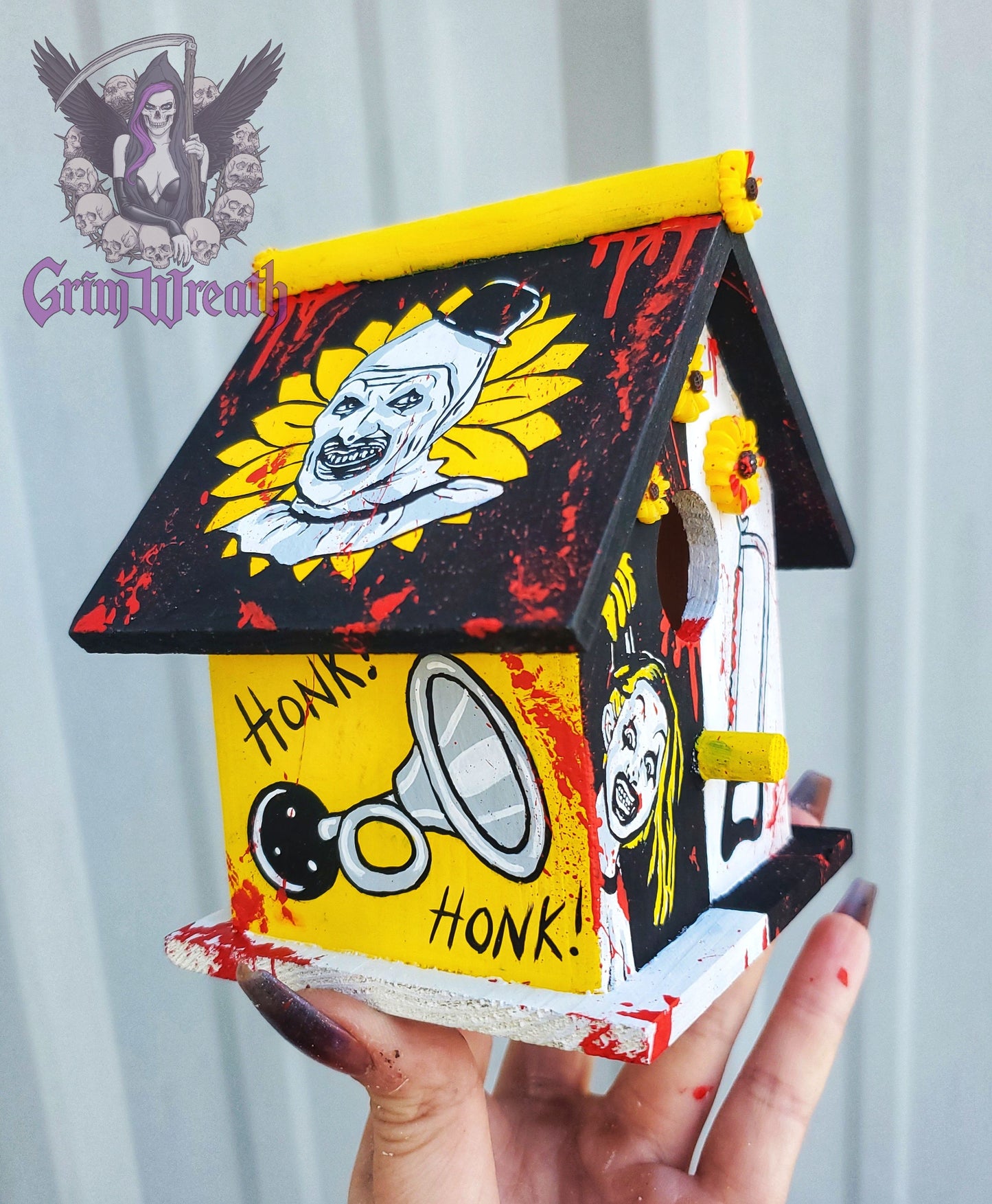 Savage Sunflower Birdhouse