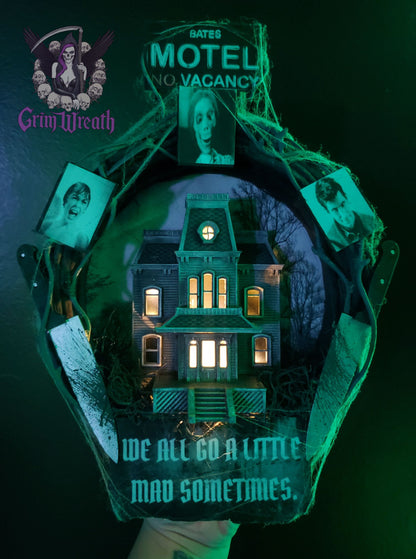 Psycho Mini Wreath