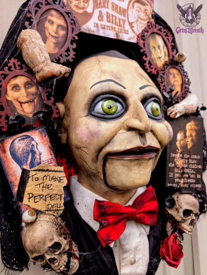 Beware the Stare Wreath