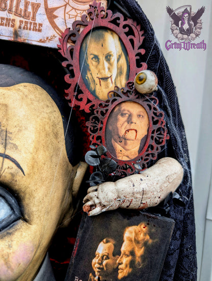 Beware the Stare Wreath