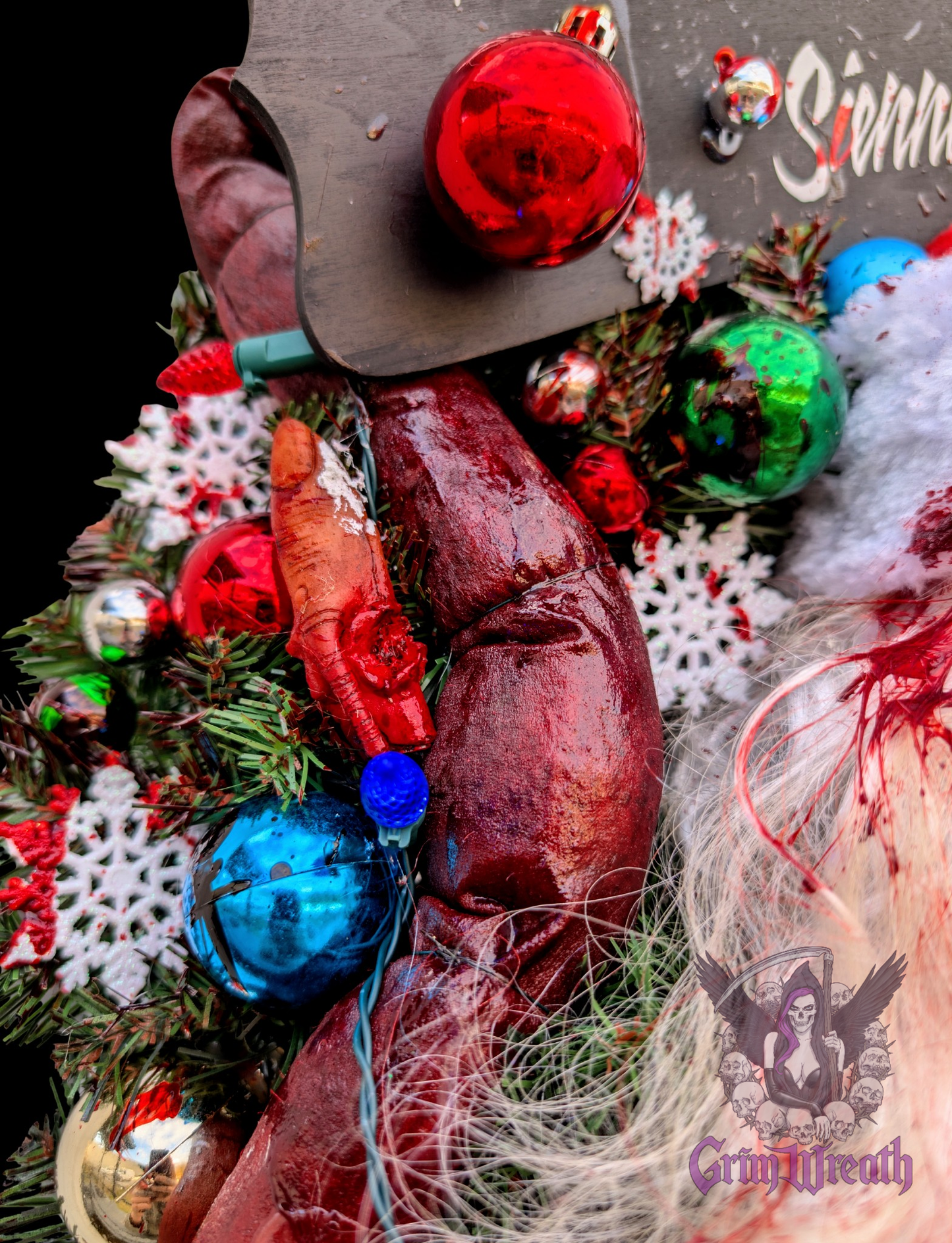 Terrifying Christmas 26x26 Wreath