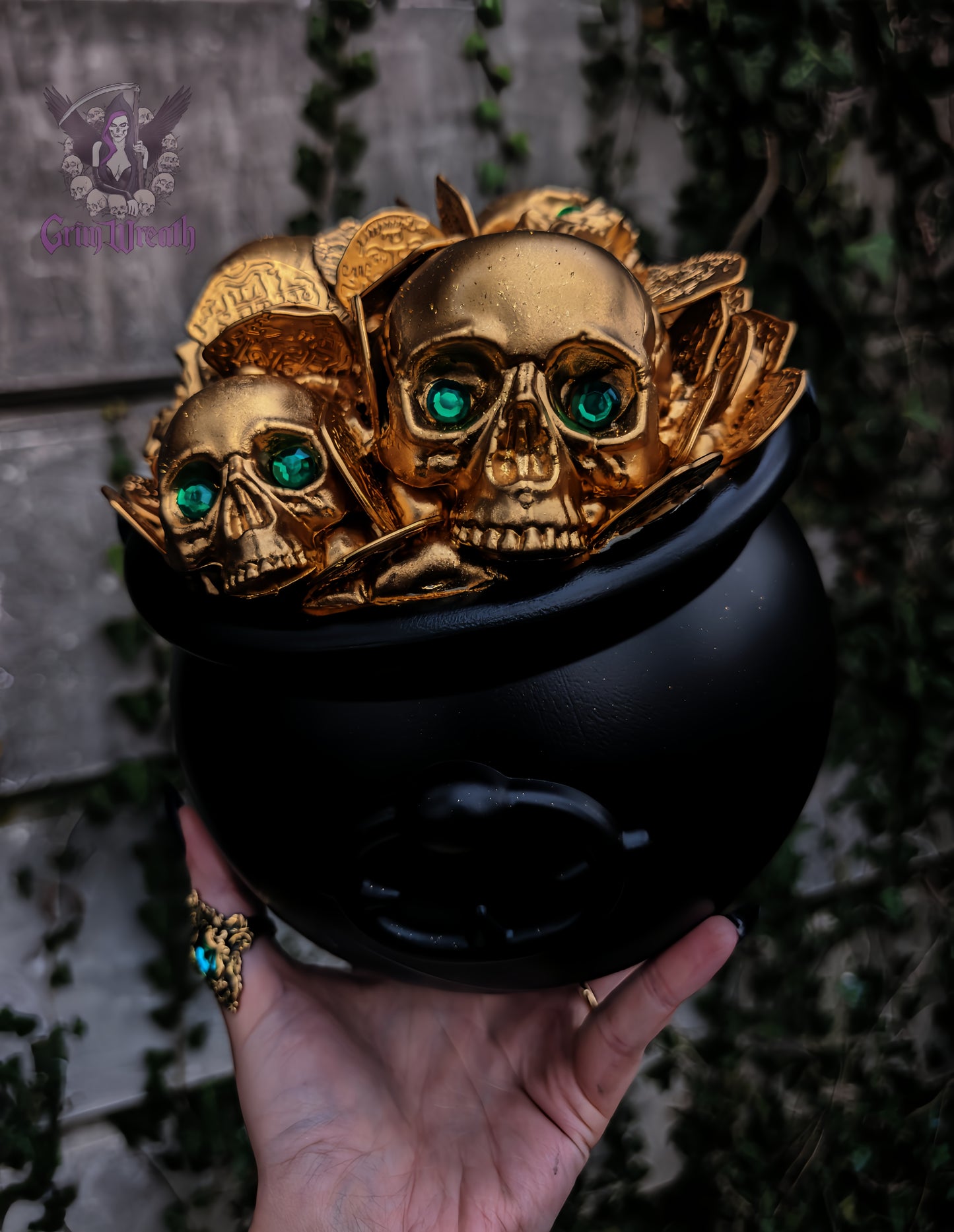 Skull Pot of Gold