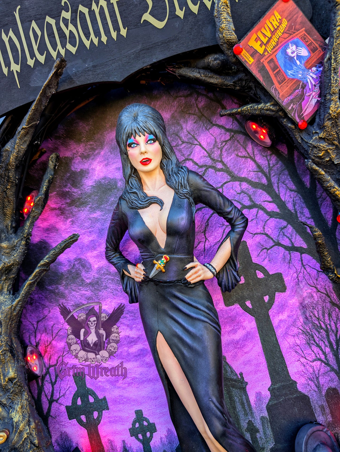 Mistress of the Dark Wreath