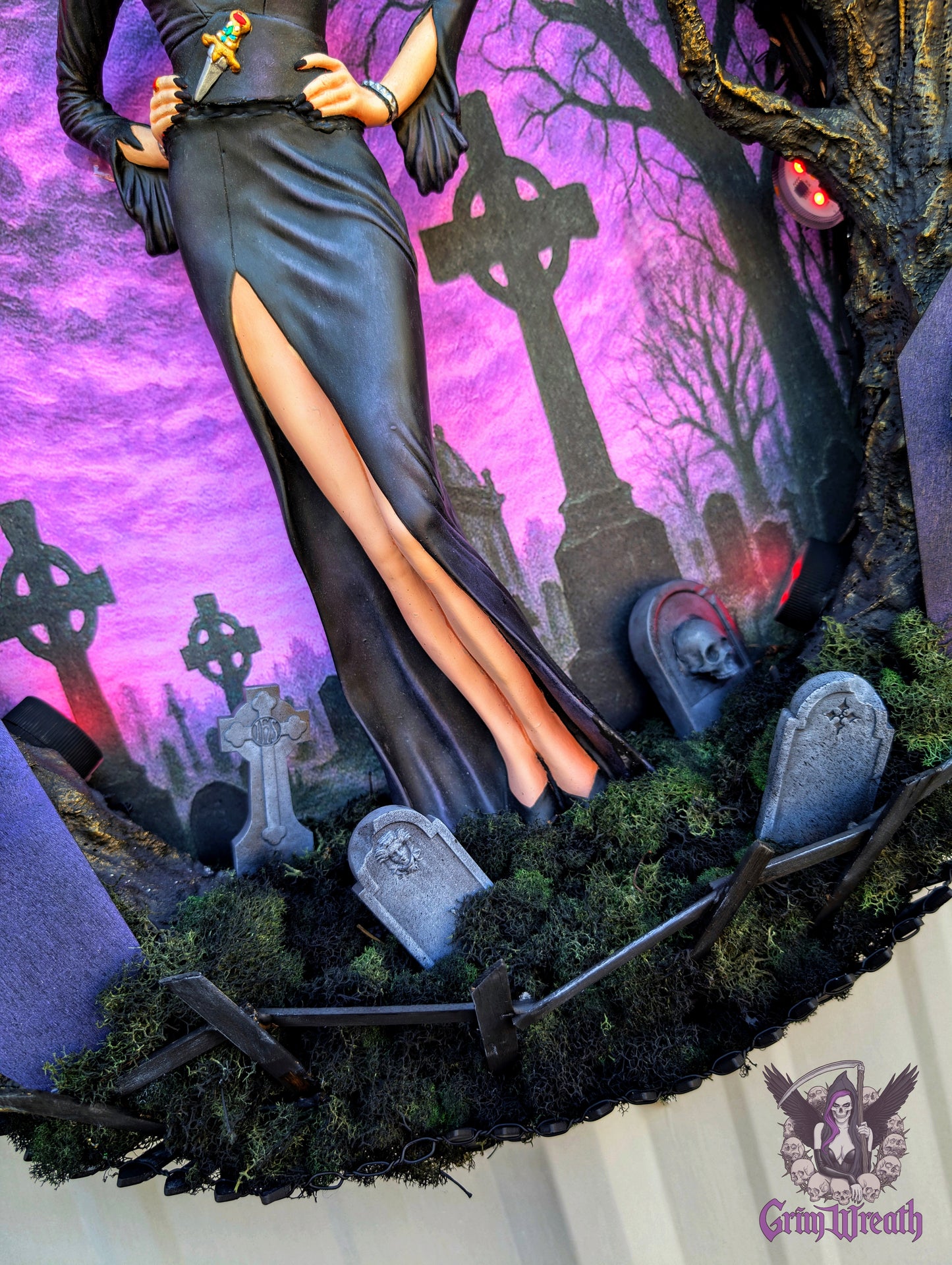 Mistress of the Dark Wreath