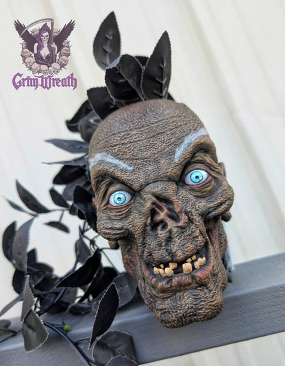 Crypt Keeper Planter/Makeup brush holder