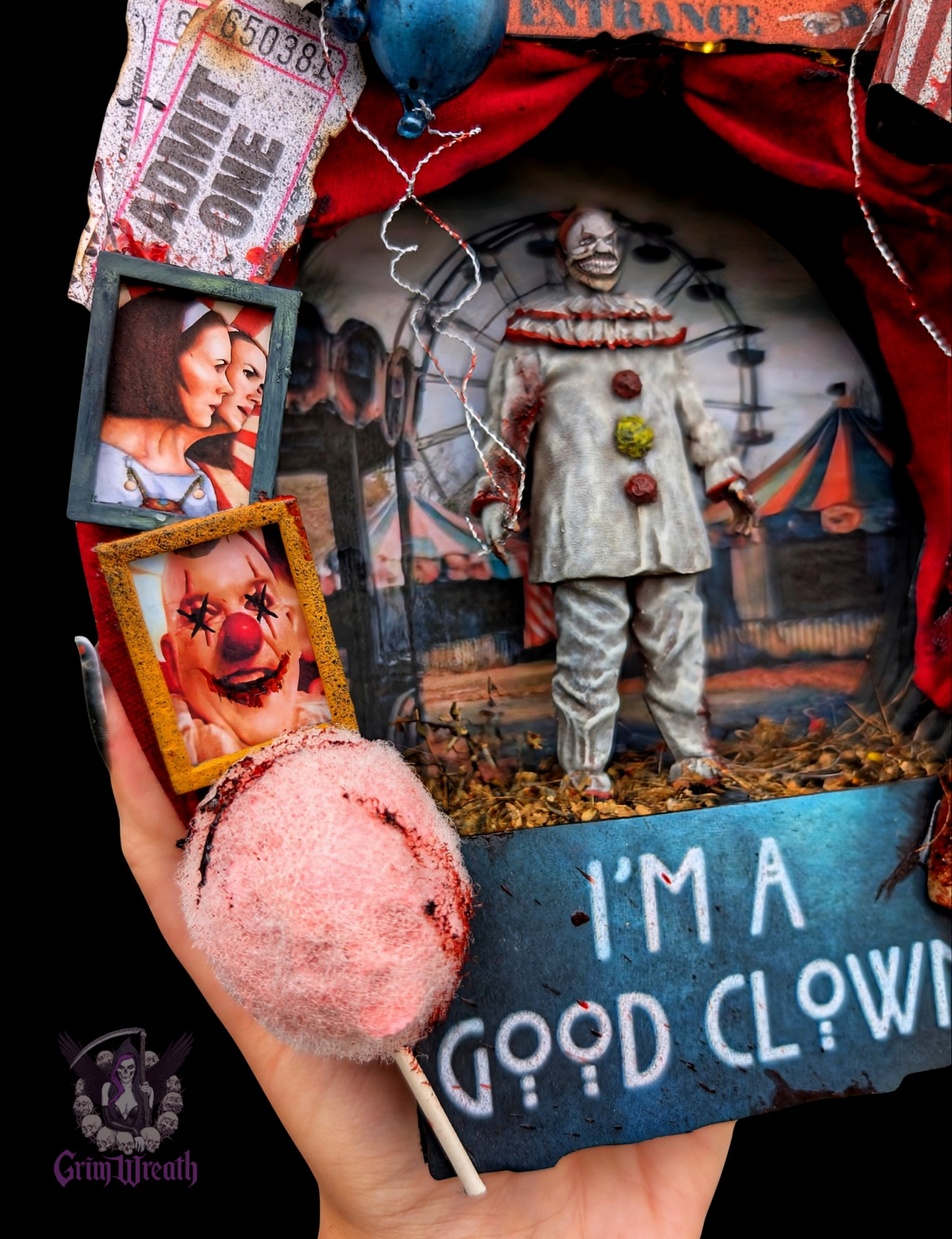 Good Clown Mini Wreath