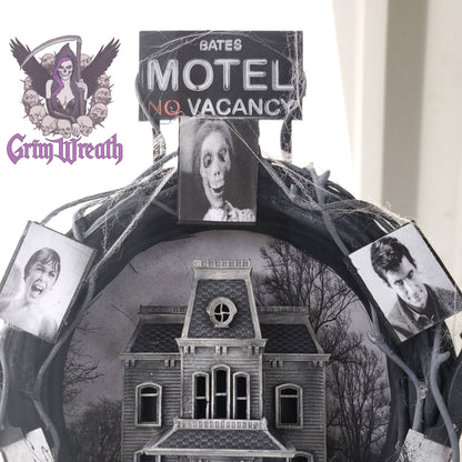 Psycho Mini Wreath